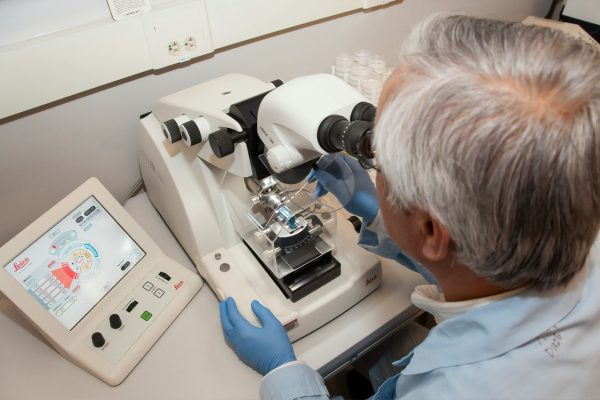 Paternity Testing in Akron: Fast, Accurate, and Legal DNA Testing